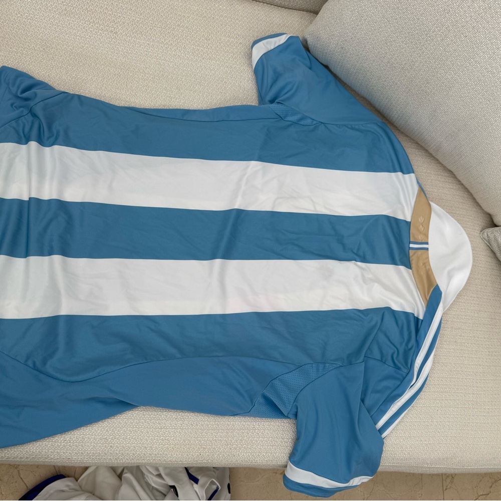 Adidas Argentina Sky Blue & White Soccer Jersey - Picture 3 of 3